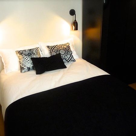 Duplex De Charme Au Coeur De Montmartre Apartment Paris Bilik gambar