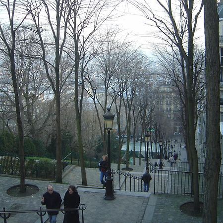 Duplex De Charme Au Coeur De Montmartre Apartment Paris Luaran gambar