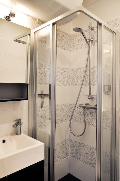 Duplex De Charme Au Coeur De Montmartre Apartment Paris Bilik gambar