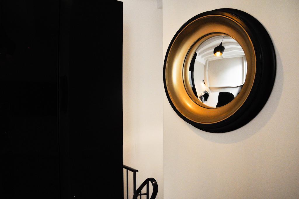 Duplex De Charme Au Coeur De Montmartre Apartment Paris Bilik gambar