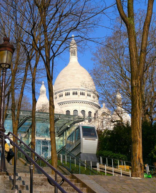 Duplex De Charme Au Coeur De Montmartre Apartment Paris Luaran gambar